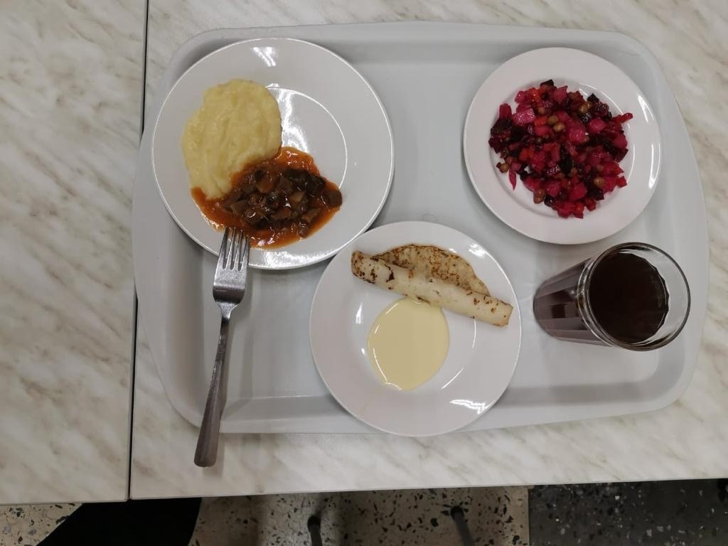 Изображения столовой.