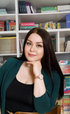 Комарова Елена Николаевна Комарова Елена Николаевна